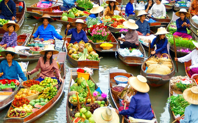 Floating Market