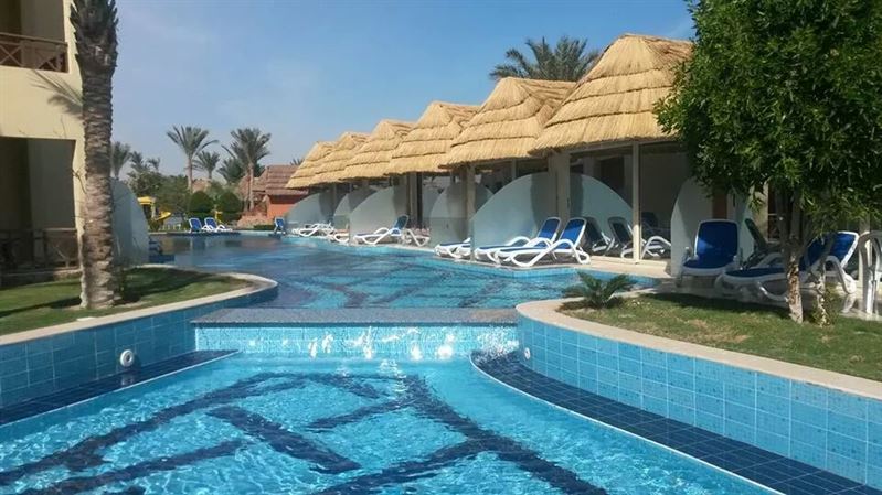 Honeymoon in Panorama Bungalows Gouna