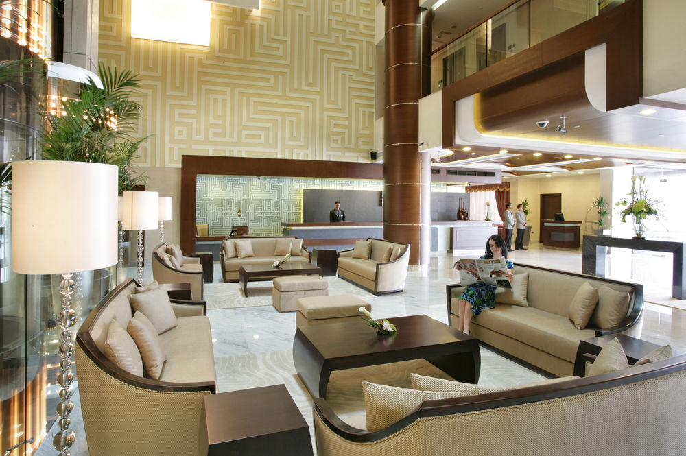 Palm Hotel , Dubai 2